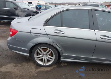 2012 Mercedes-Benz C 300 Luxury 4Matic/Sport 4Matic from USA, damaged, VIN WDDGF8BBXCR198442